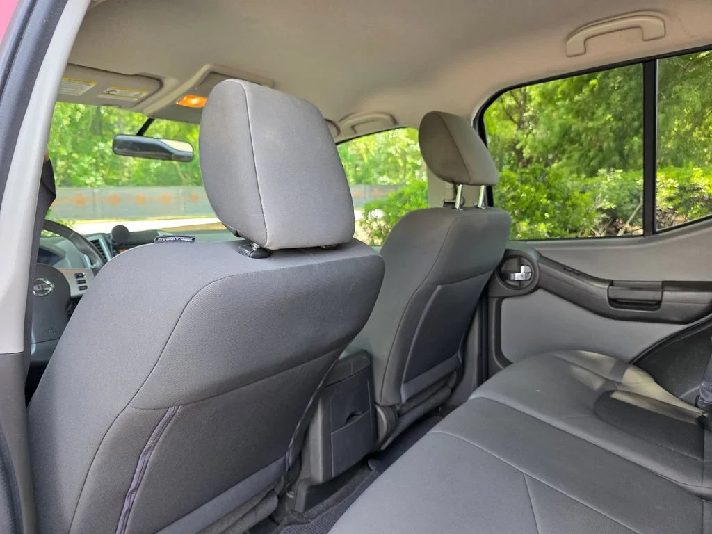 Used 2015 Red Nissan X image 23