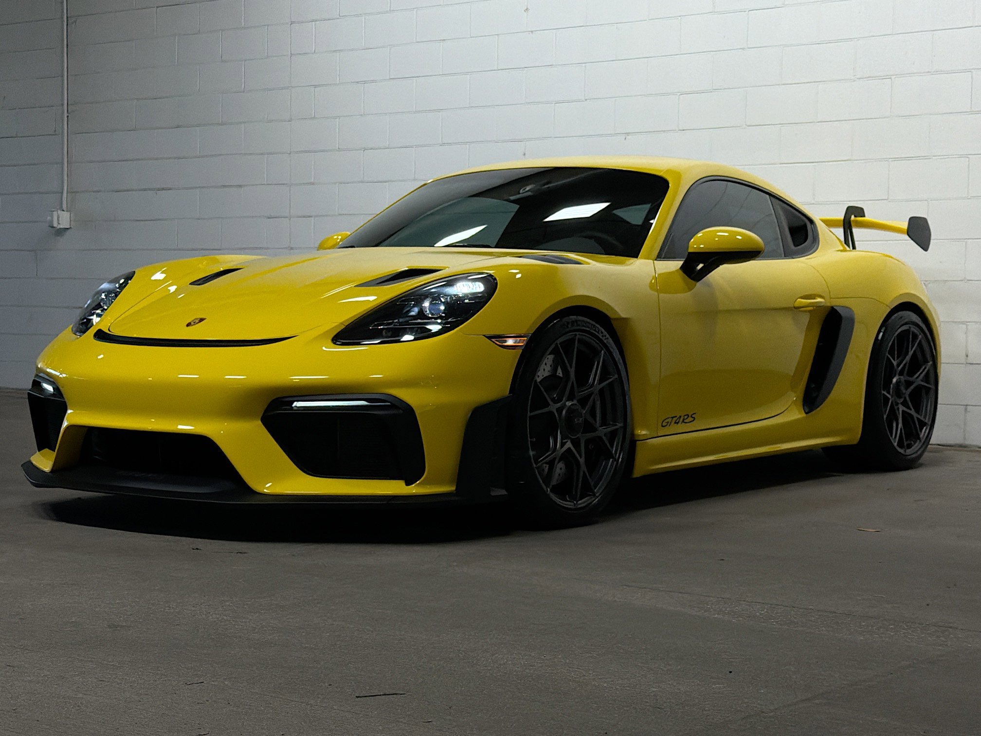 2025 Porsche 718 Cayman GT4 RS's photo