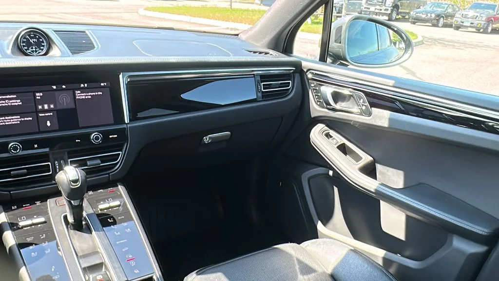 Used 2023 Blue Porsche  image 27