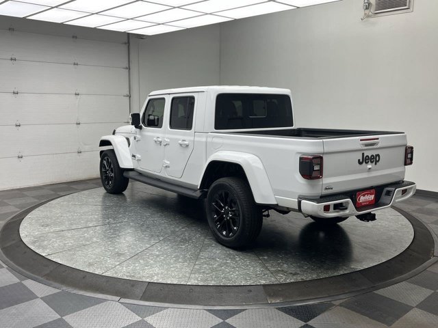 Used 2022 Bright White Clearcoat Jeep High Altitude image 31