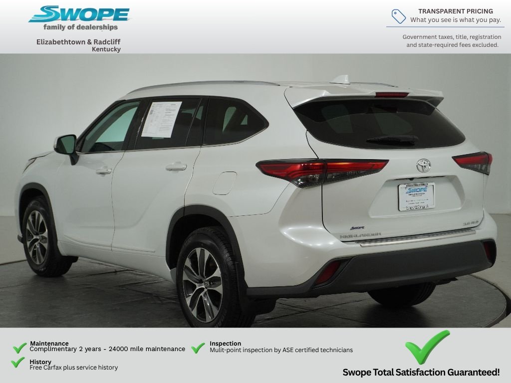 Used 2022 Wind Chill Pearl Toyota XLE image 5