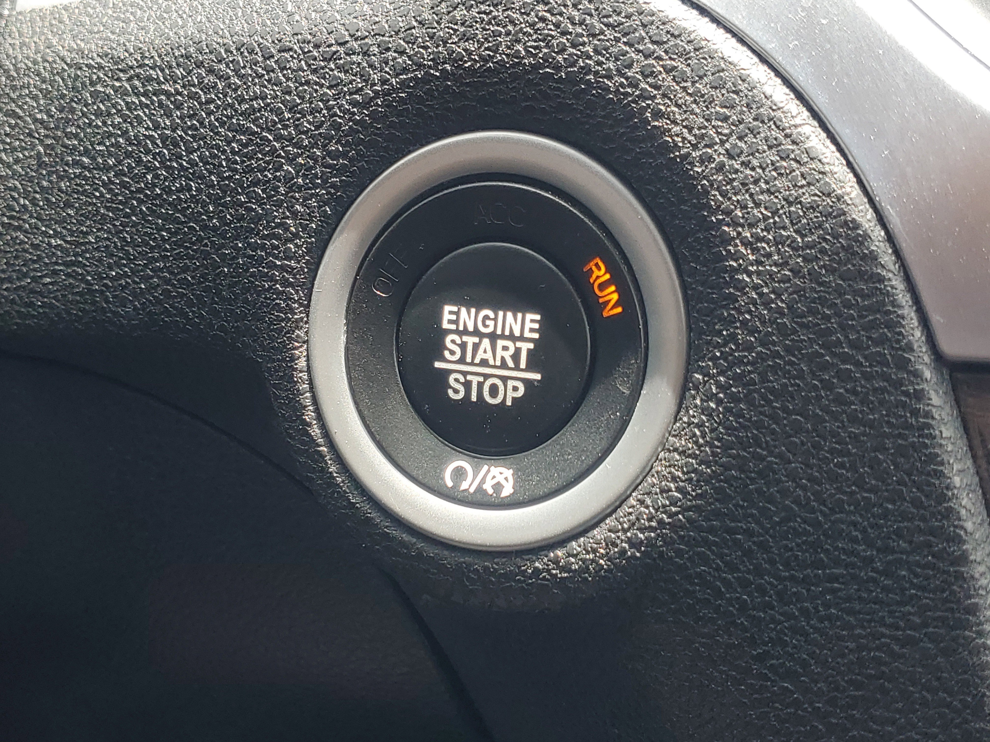 Used 2022 Frostbite Chrysler Touring image 29