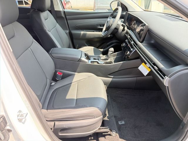 New 2026 White Hyundai SEL Plus AWD image 43