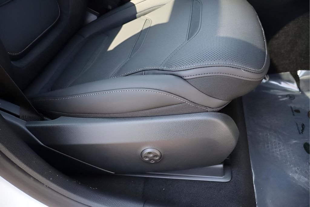 2025 Mercedes-Benz GLC AMG GLC63 S - Photo 19