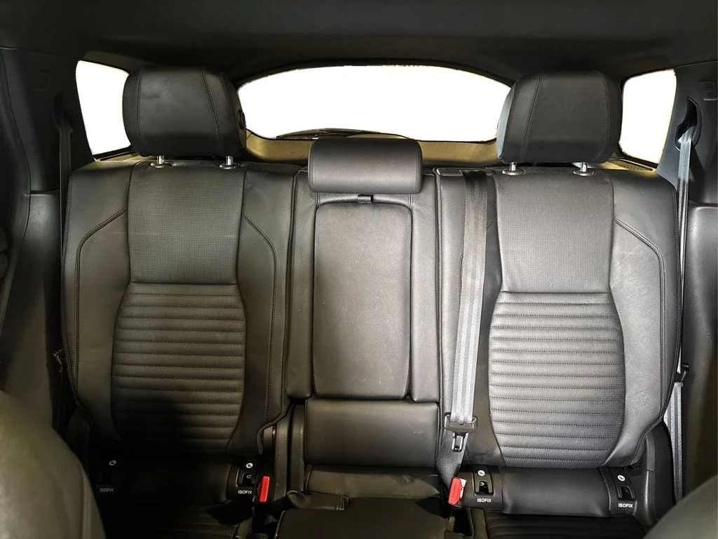 Used 2020 Eiger Grey Land Rover SE image 22