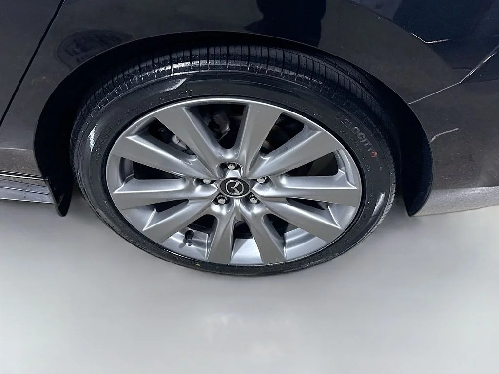 Used 2021 Jet Black Mica Mazda Select image 9