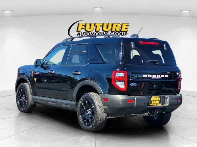 Used 2025 Black Ford Badlands image 6