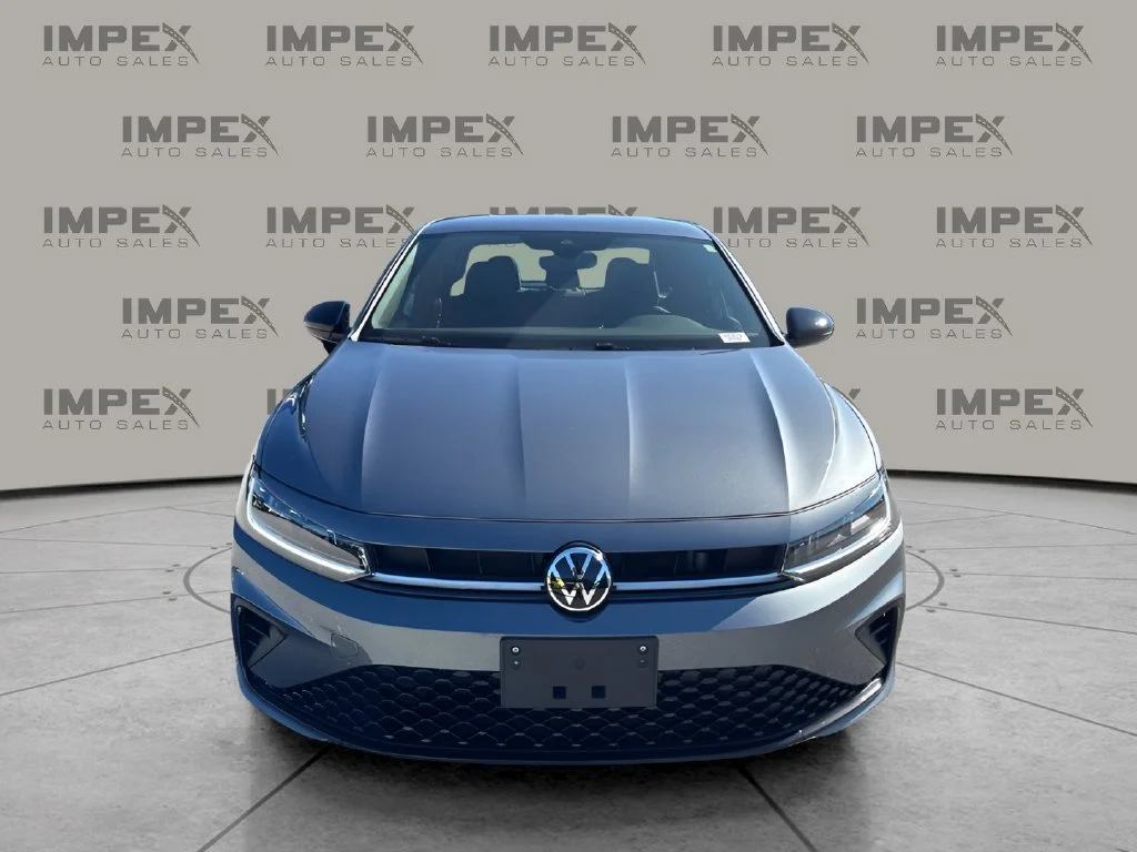 Used 2025 Gray Volkswagen 1.5T Sport image 8