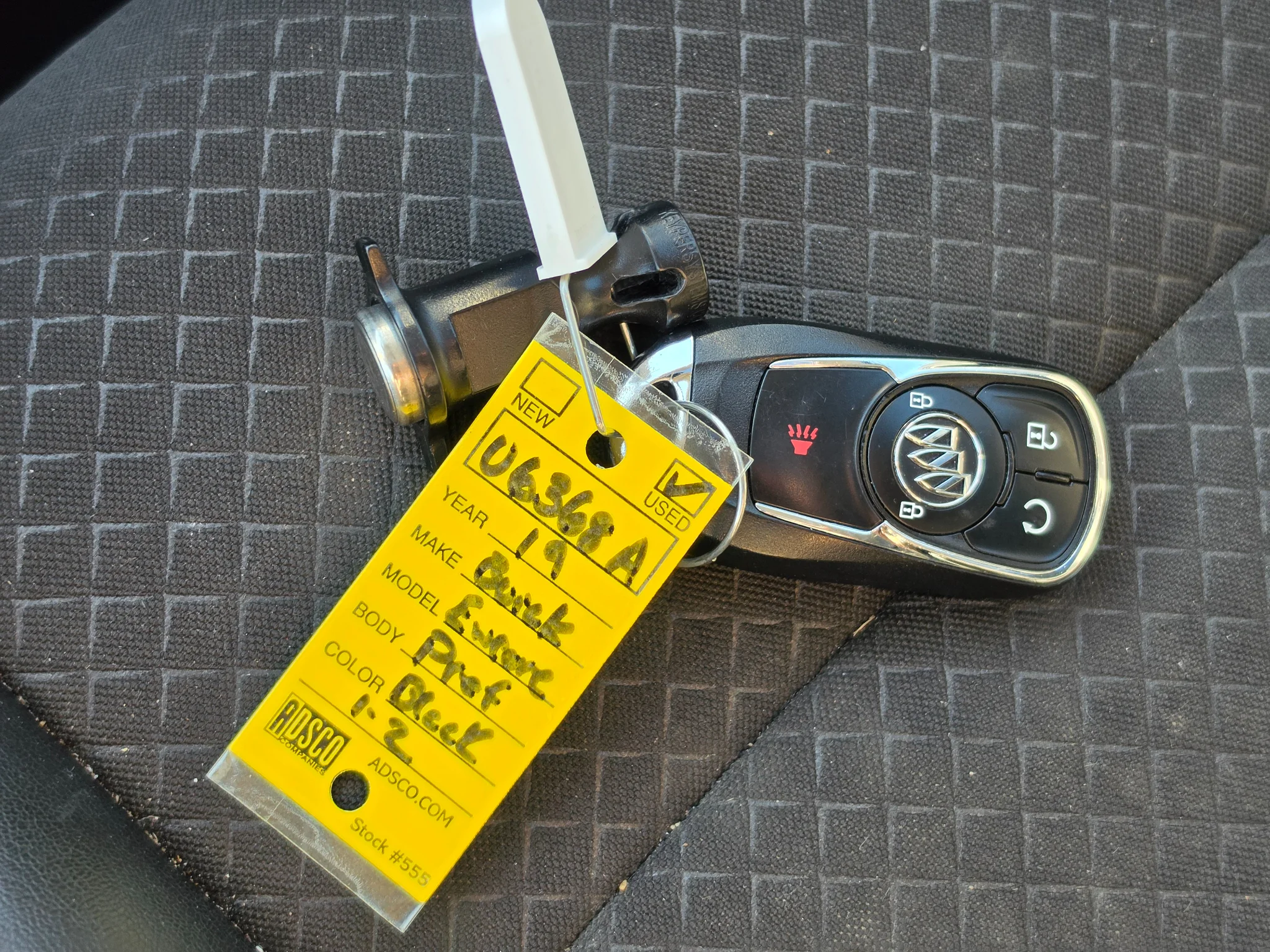 Used 2019 Black Carbon Metallic Buick Preferred image 15