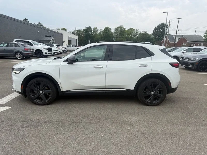 Used 2021 White Buick Essence image 20