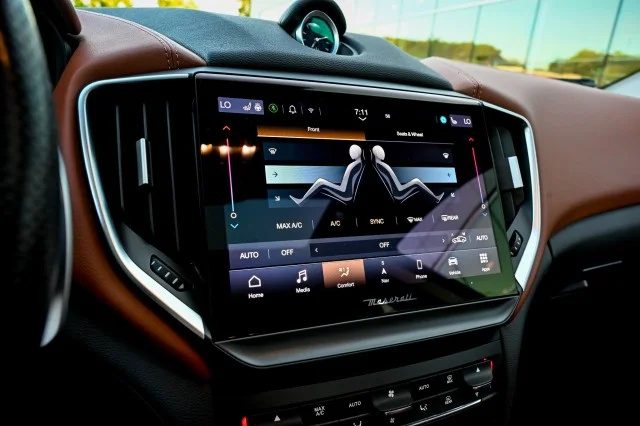Used 2022 BLUE Maserati Modena Q4 ~~ image 44
