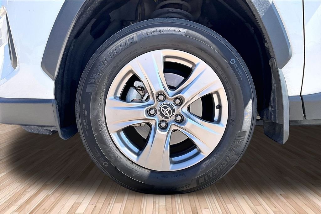 Used 2023 White Toyota XLE image 8