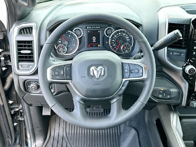 2026 RAM 2500 Big Horn - Photo 8