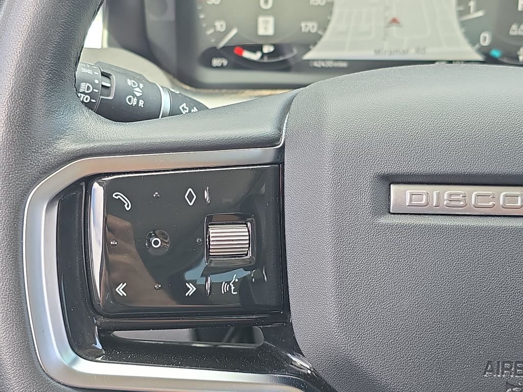 Used 2023 Fuji White Land Rover S image 20