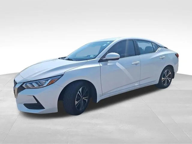 Used 2022 White Nissan SV image 4