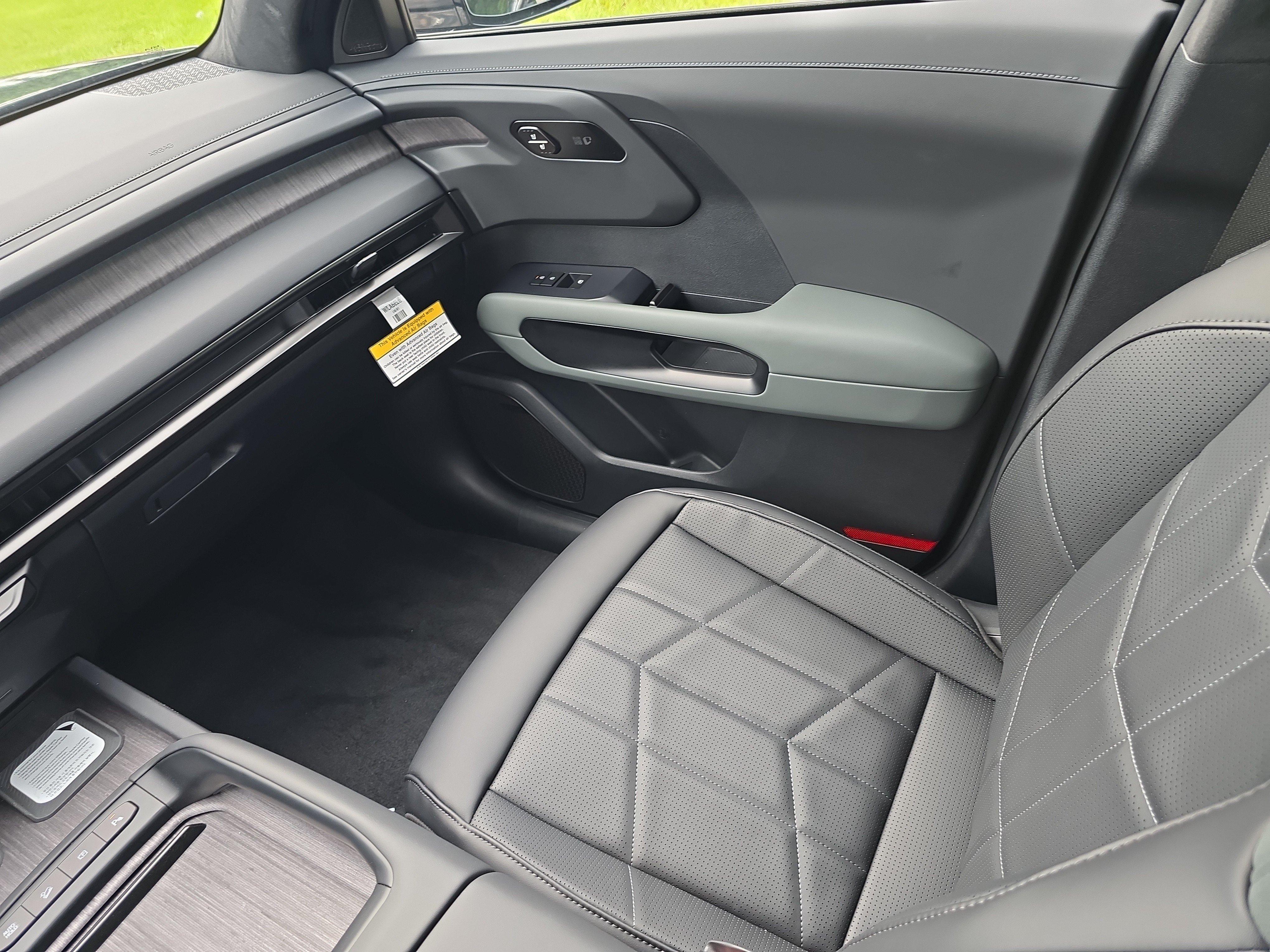 New 2027 Ebony Black Kia X-LINE SX PRESTIGE image 16