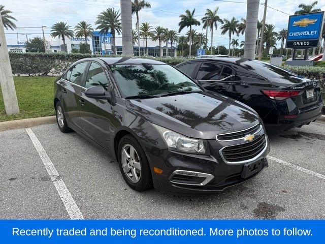 Used 2015 Gray Chevrolet 1LT image 1