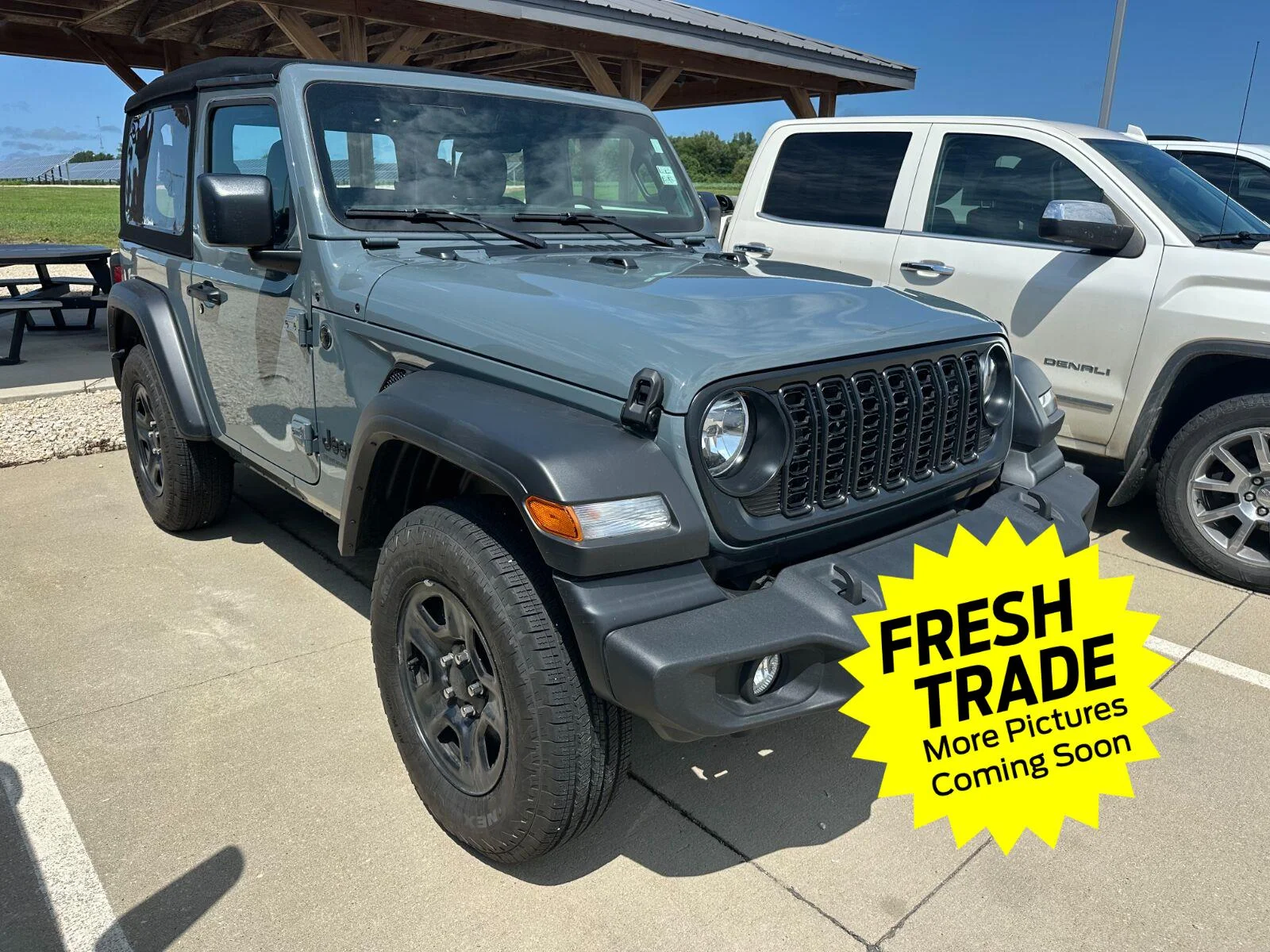 Used 2024 Anvil Clear Coat Jeep Sport image 2