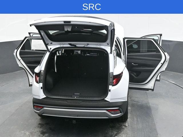 New 2026 White Hyundai SEL AWD image 18