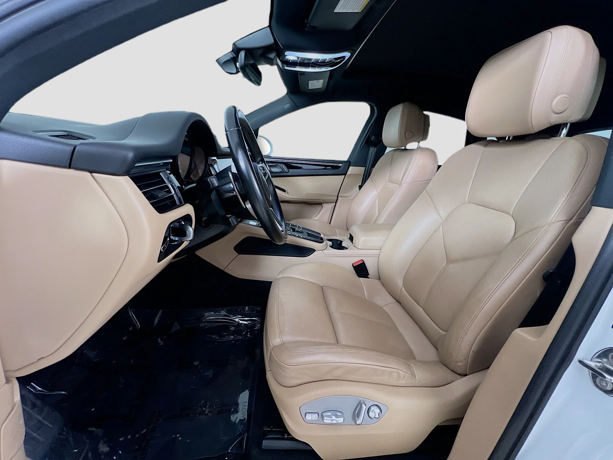 Used 2020 White Porsche S image 24