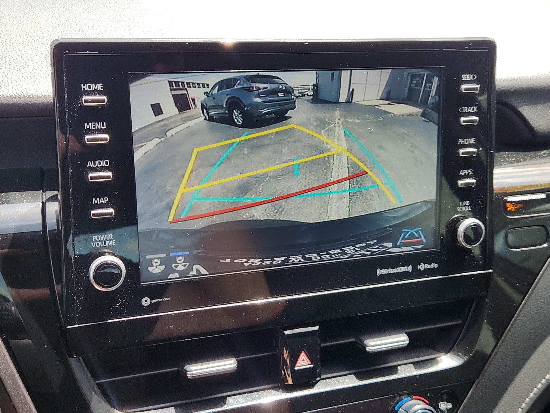 2022 Toyota Camry XLE - Photo 15