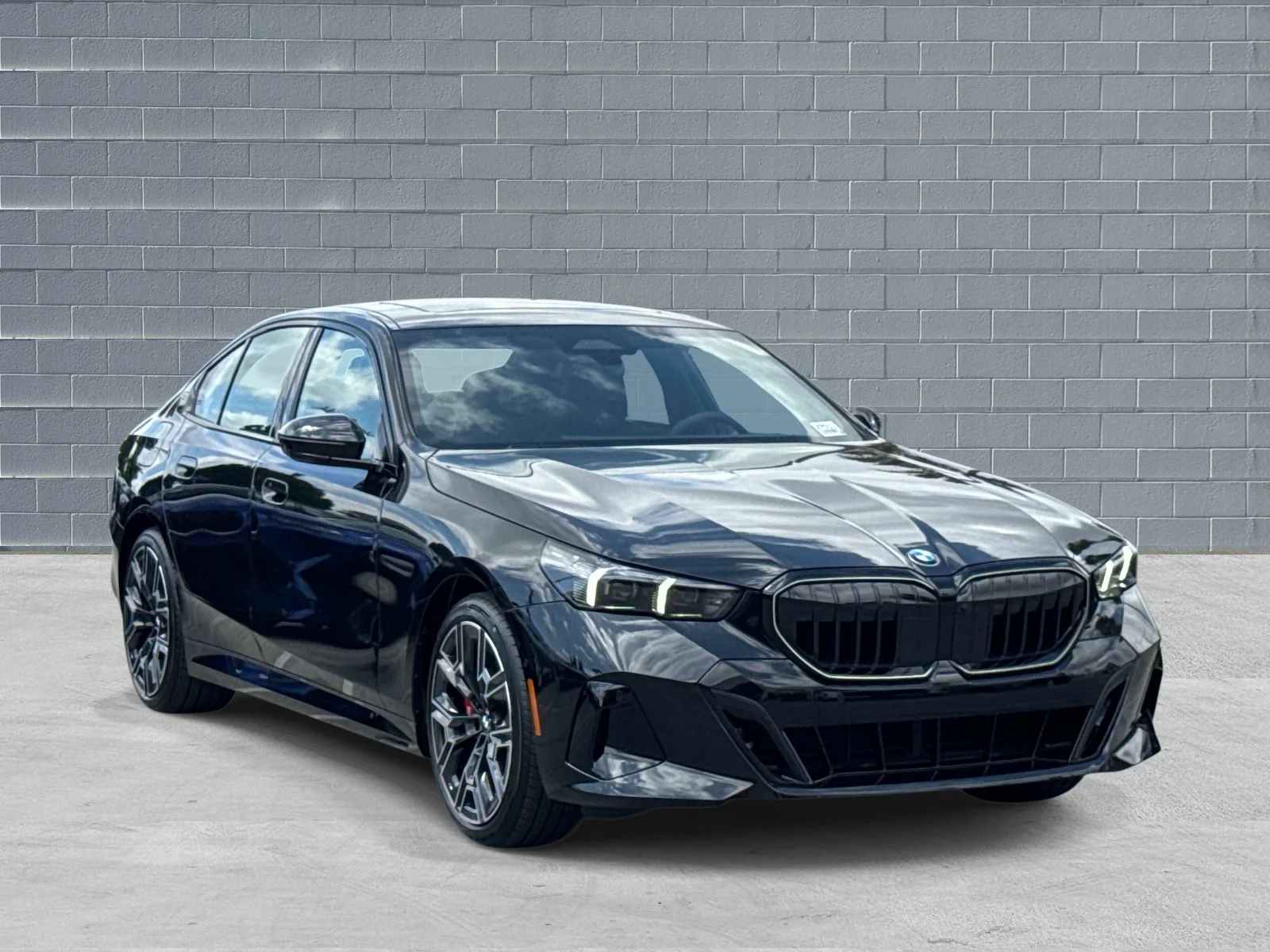 2027 BMW 5 Series 530i Sedan's photo
