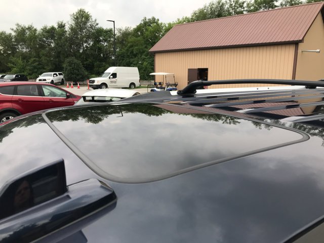 Used 2018 Dark Sapphire Blue Metallic GMC Denali image 5