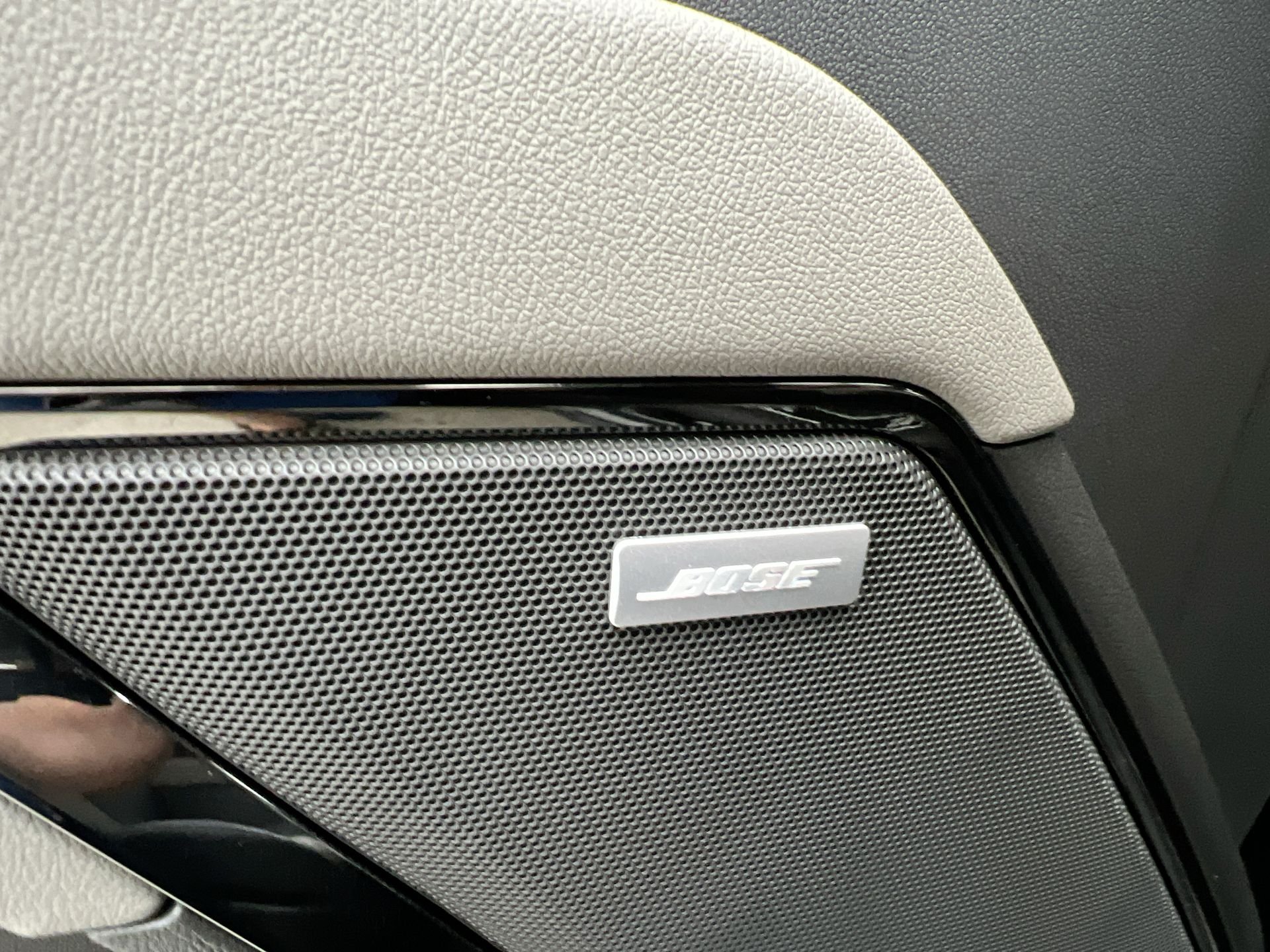 2026 Chevrolet Silverado 1500 ZR2 - Photo 66