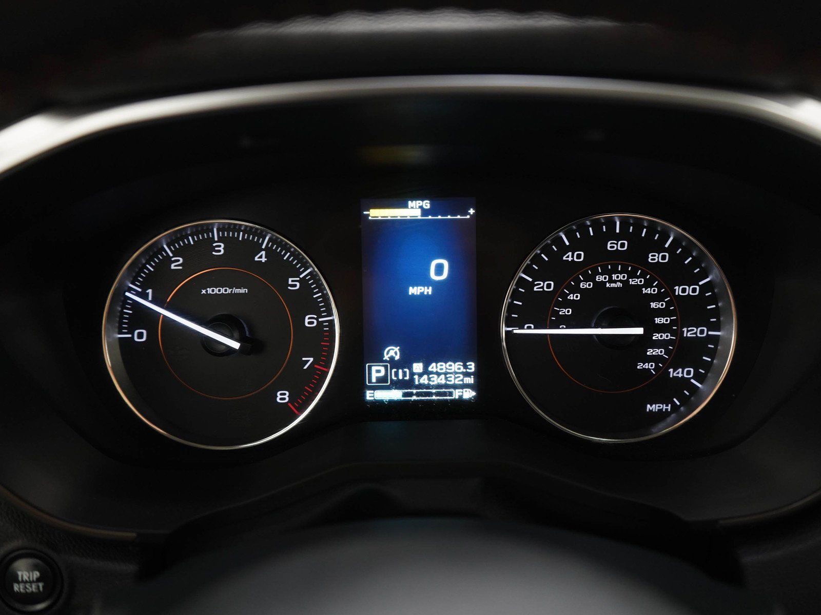 Used 2020 Magnetite Gray Metallic Subaru Limited image 23