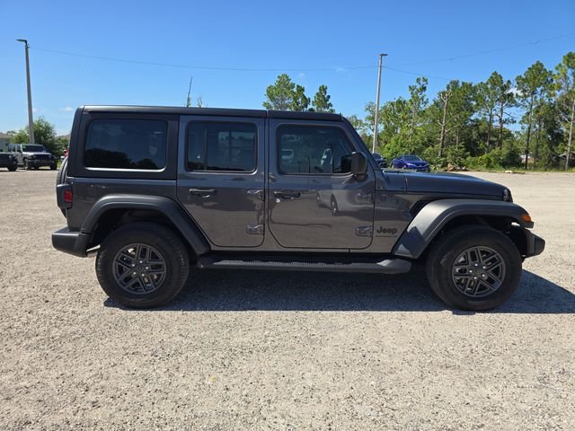 New 2026 Granite Crystal Metallic Clearcoat Jeep Sport S image 3