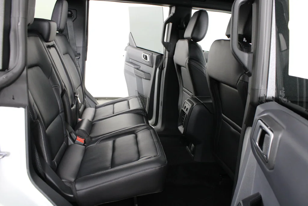 New 2026 Avalanche Gray Ford Outer Banks image 13