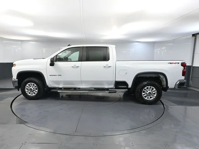 Certified Used 2022 White Chevrolet LT image 11