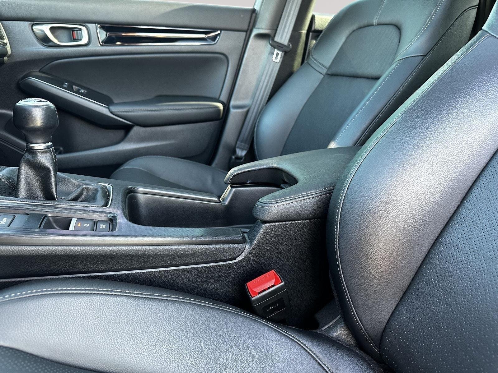 Used 2022 Sonic Gray Pearl Honda Sport Touring image 19