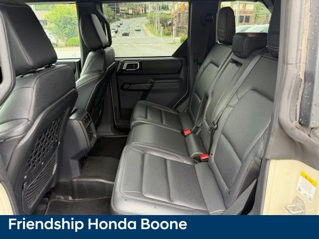 Used 2025 Beige Ford Badlands image 35