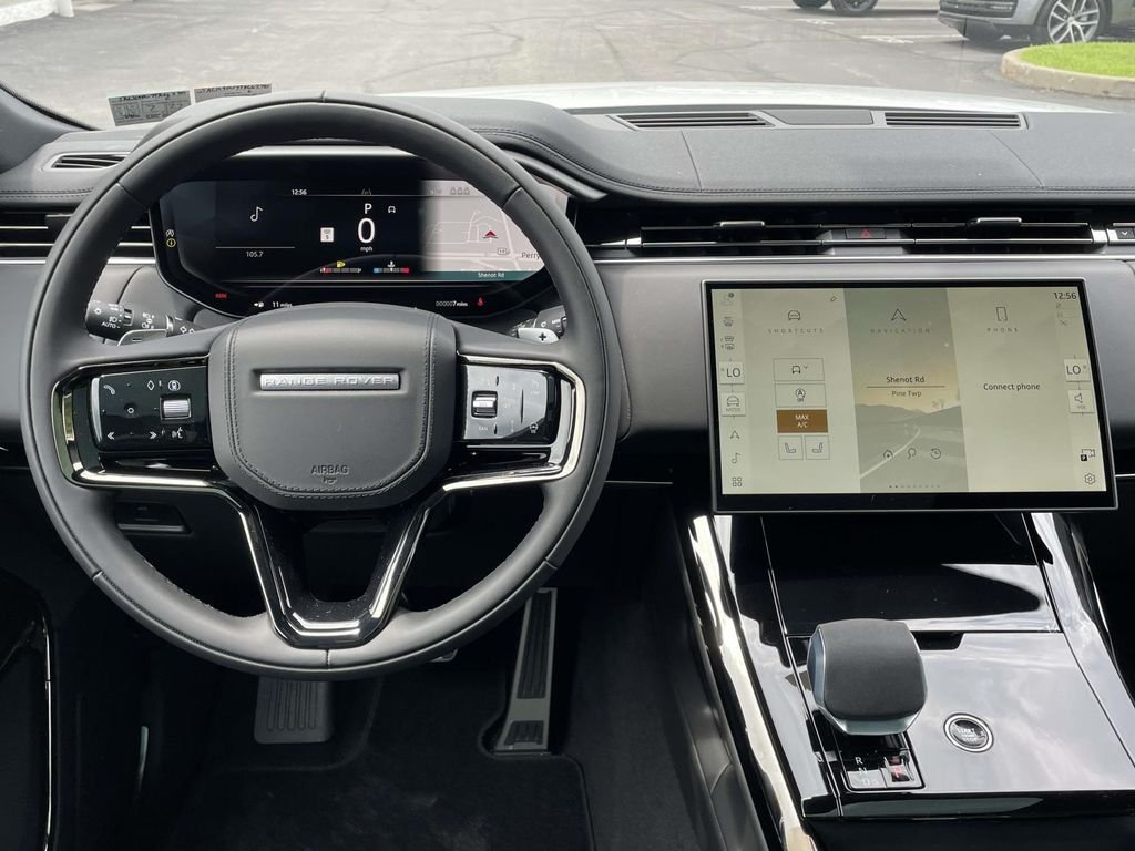New 2026 Fuji White Land Rover Dynamic SE image 23