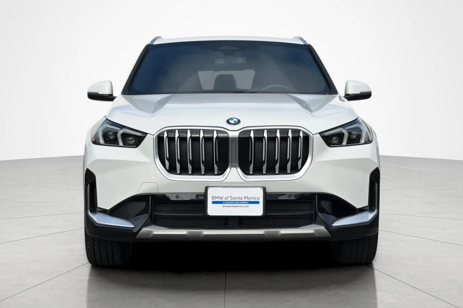 Used 2025 Alpine White BMW xDrive28i image 8