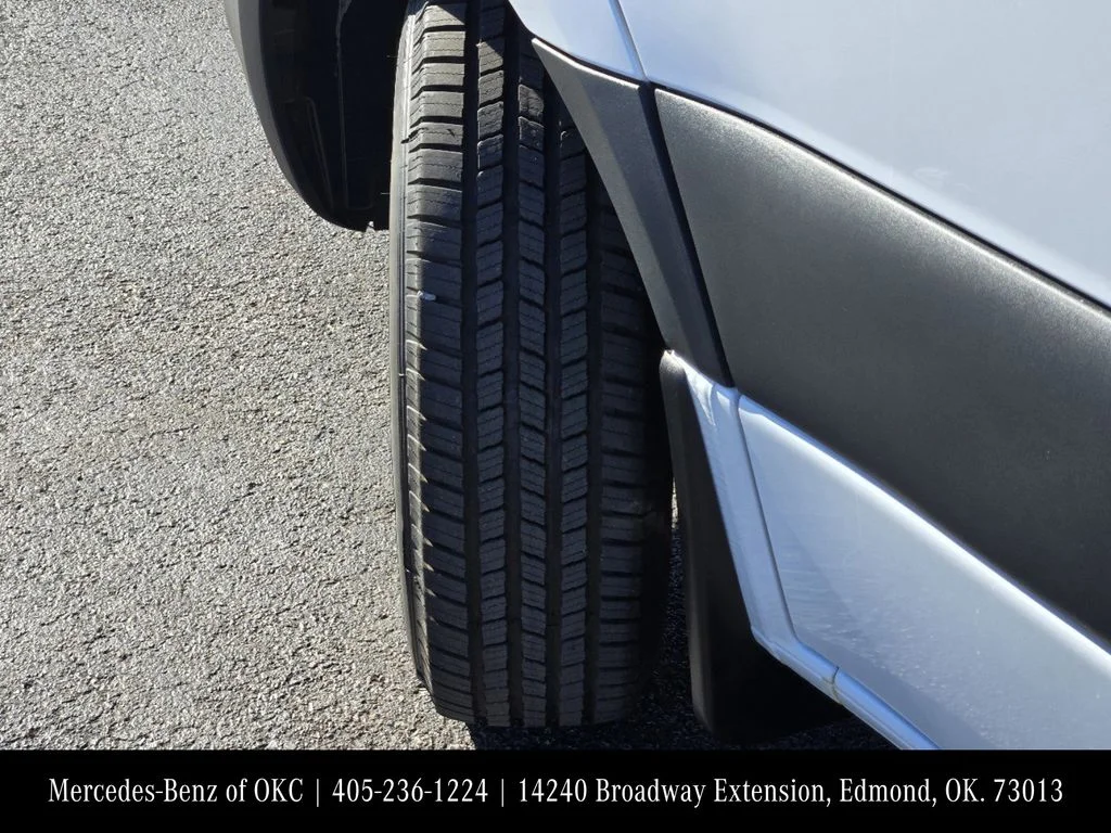 Used 2025 White Mercedes-Benz Cargo 170 WB image 12