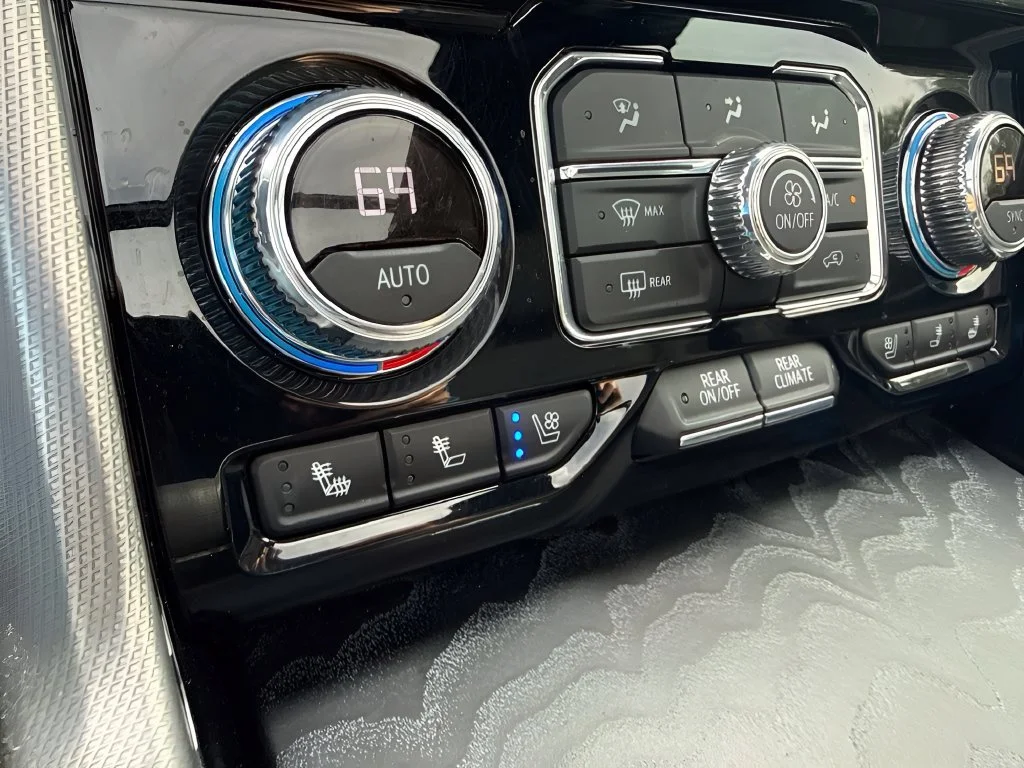 Used 2024 Summit White GMC Denali image 25