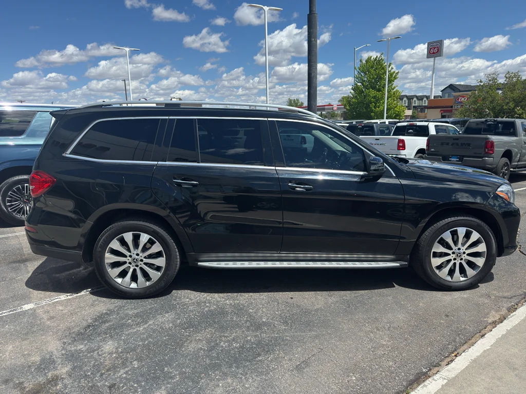 Used 2019 Black Mercedes-Benz 450 4MATIC® image 6