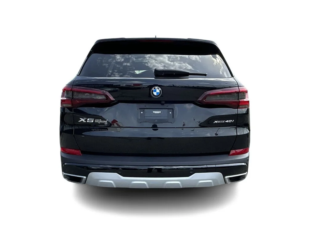Used 2023  BMW xDrive40i xDrive40i   Low Mileage   Dilawri Certif image 12