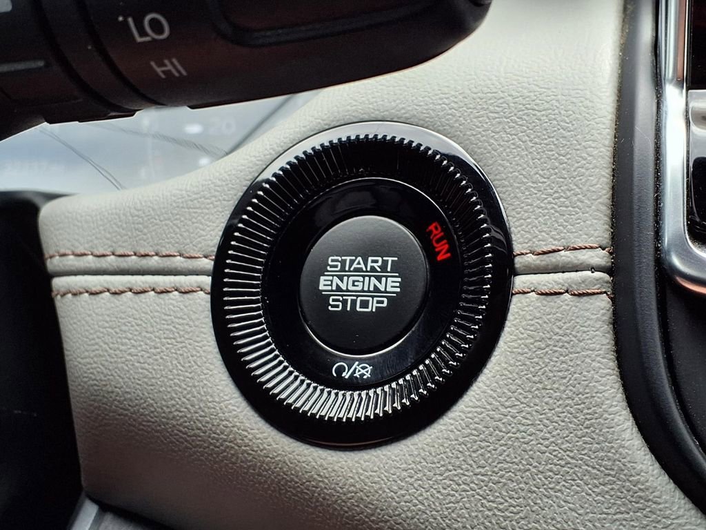2025 Jeep Compass Limited - Photo 29