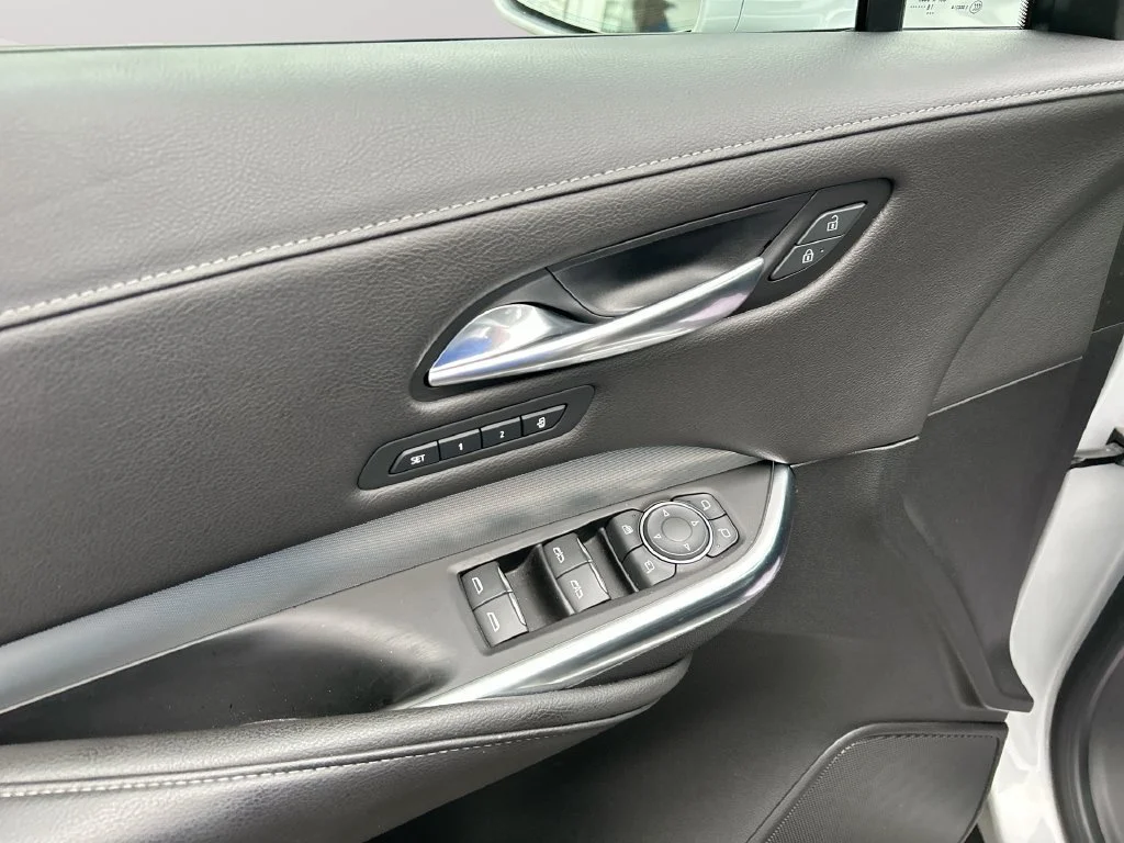 Used 2019 RADIANT SILVER METALLIC Cadillac AWD Premium Luxury image 25