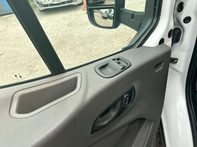 Used 2023 White Ford Base image 17