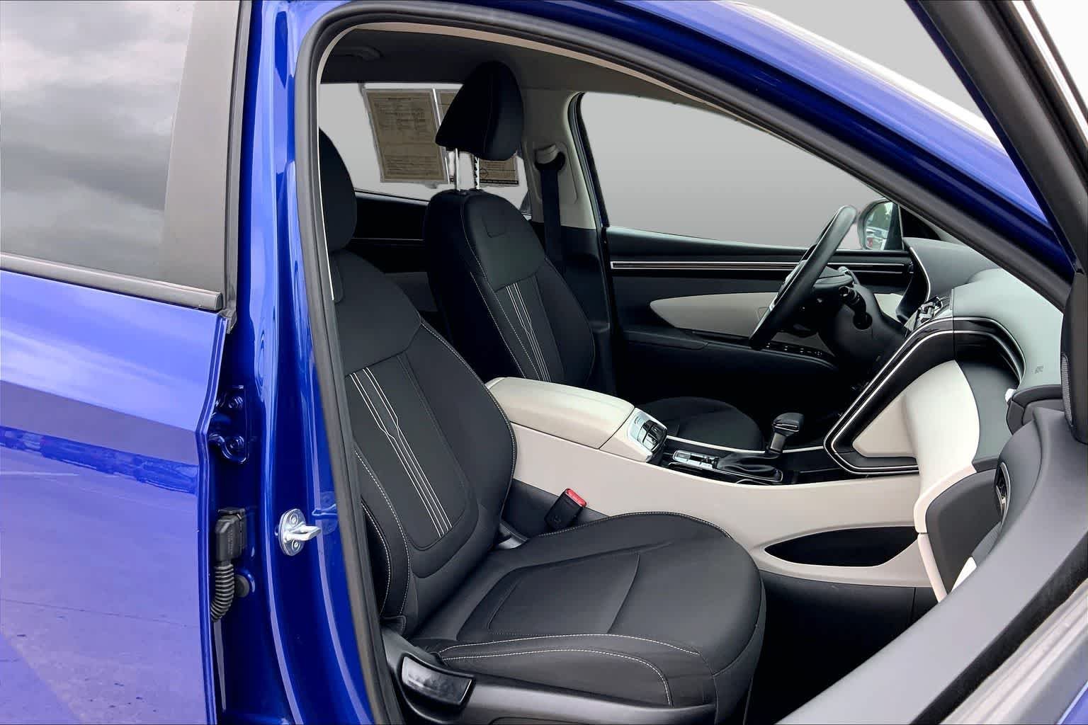 Used 2024 Intense Blue Hyundai SEL image 9