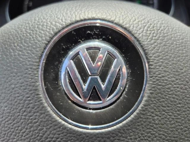 Used 2019 Blue Volkswagen 3.6L V6 SE image 30