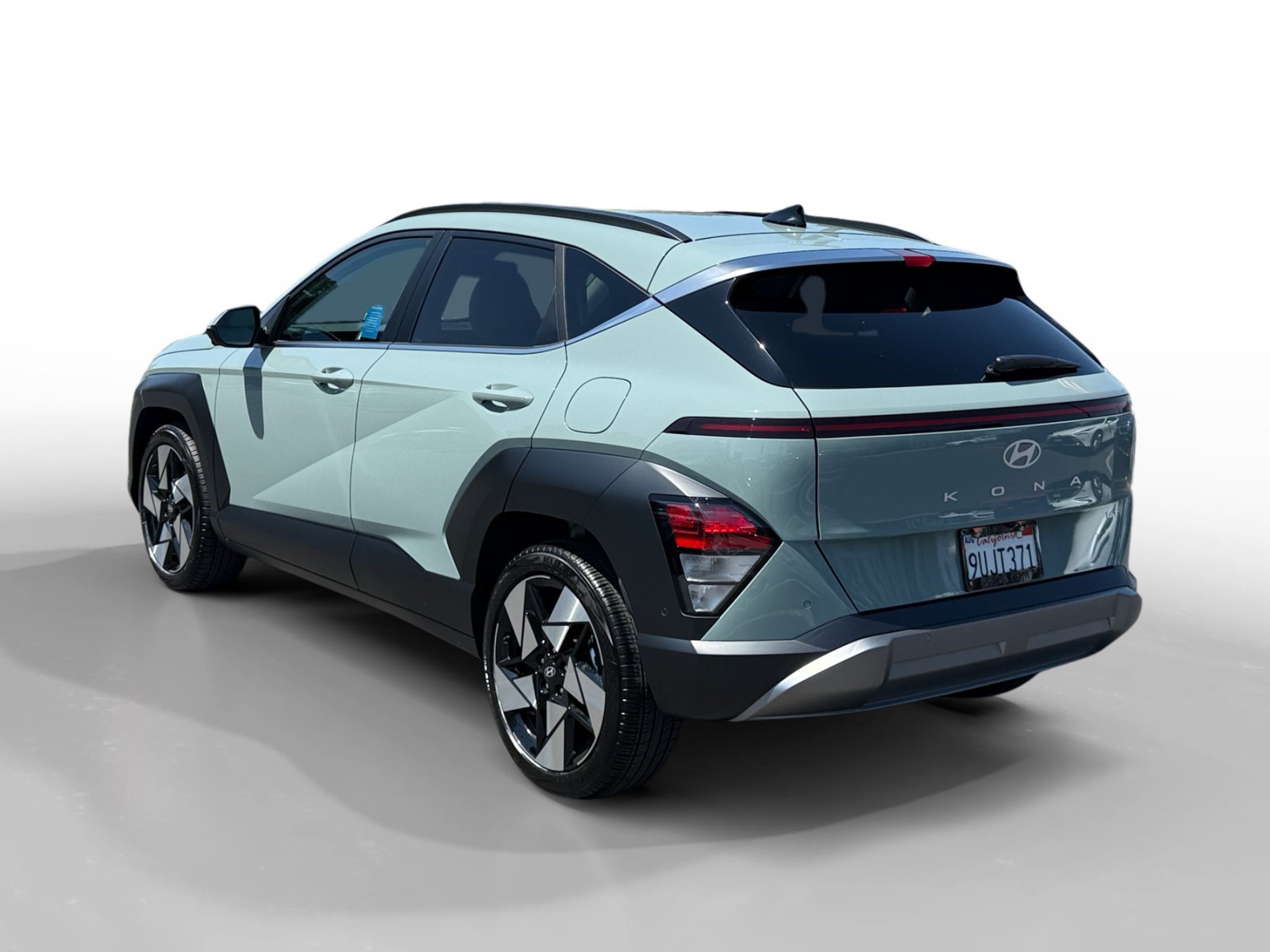 Certified Used 2026 Green Hyundai Limited image 3