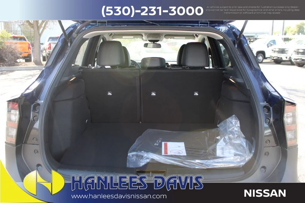 New 2026 Deep Blue Pearl Nissan SR image 10