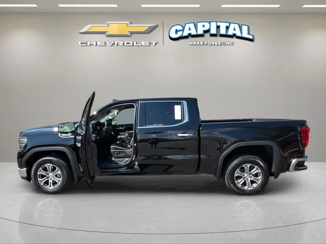 Used 2025 Black GMC SLT image 3