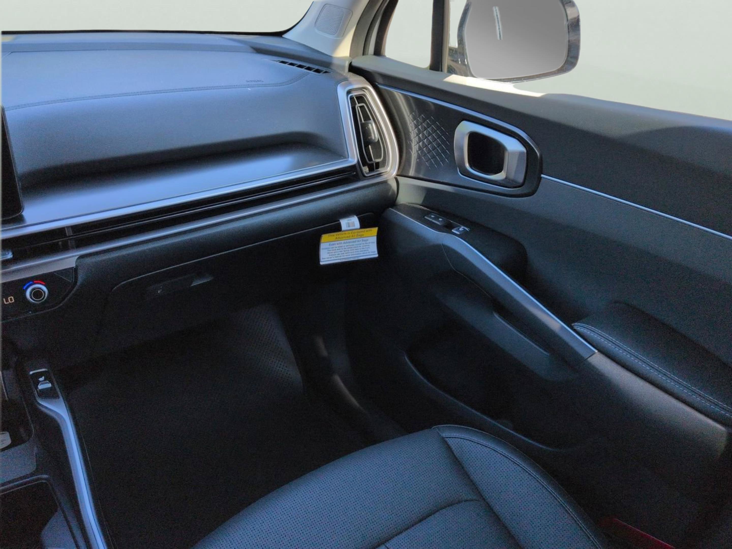 New 2026 Glacial White Kia S image 15