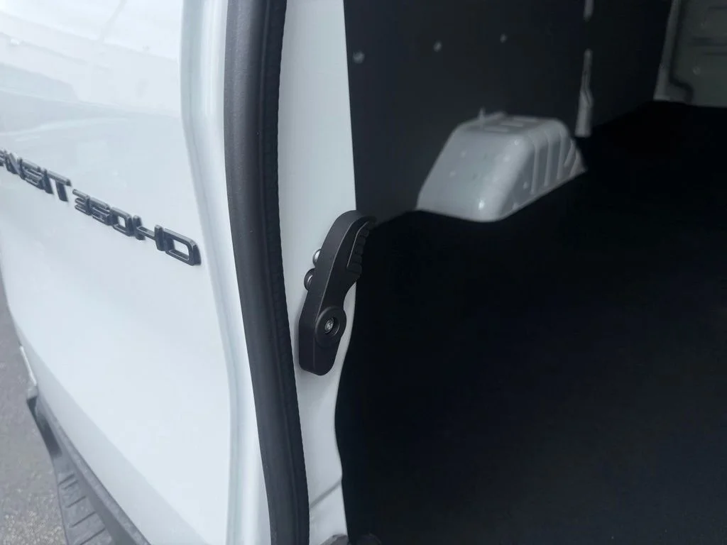 New 2026 Oxford White Ford Cargo Van image 31